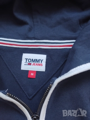 Tommy Hilfiger - 100% оригинален НОВ дамски къс модел суичър, снимка 3 - Суичъри - 52606303
