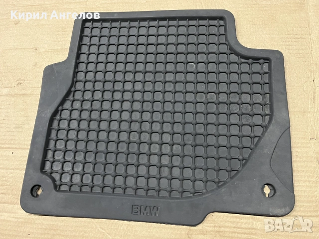 Задни оригинални гумени стелки за BMW E46 (седан и комби), снимка 2 - Аксесоари и консумативи - 50589815