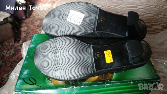 Дамски обувки, снимка 2 - Дамски обувки на ток - 41372857