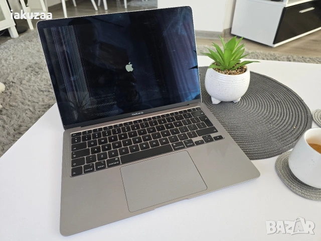 MacBook air 2020 A2179 цял за ремонт