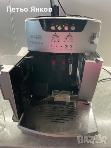 Кафе автомат Delonghi magnifica , снимка 2 - Кафемашини - 44462691