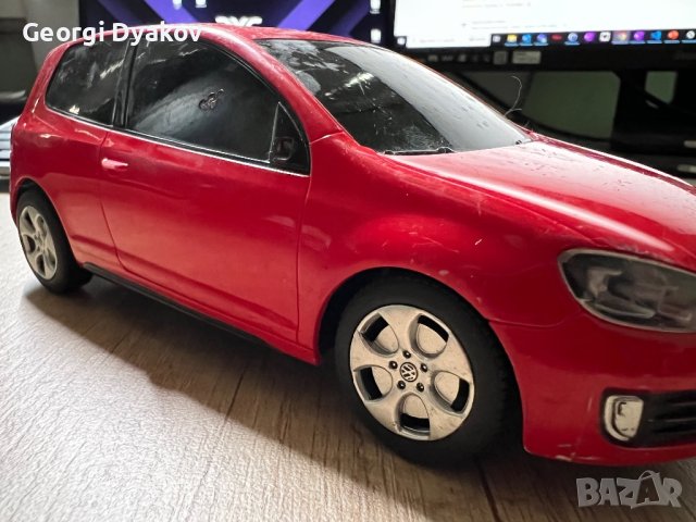 Golf GTI 1:24 количка, снимка 4 - Колекции - 41384561