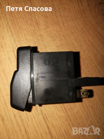 VW Passat Wagon B3 2.0 1992 Бутон Подгряване Задно Стъкло, снимка 4 - Части - 41690663