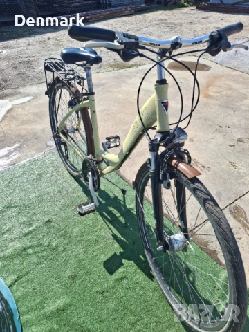 Дамски велосипед 28 цола, снимка 3 - Велосипеди - 53597138