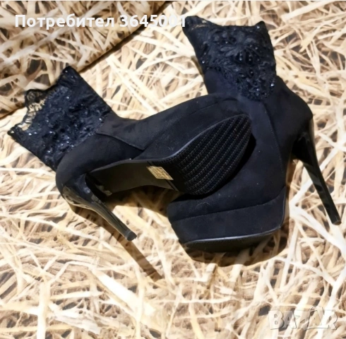 Елегантни дамски боти от висококачествен велур със тънък необлечен ток и платформа. N36 