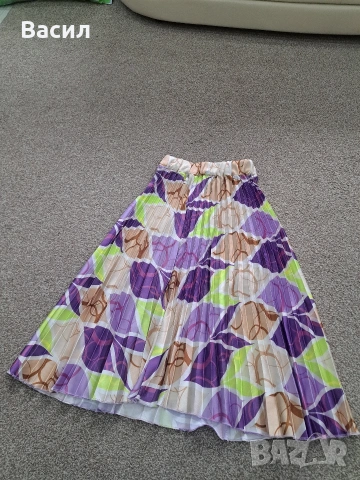 дамска пола . лека и удобна 