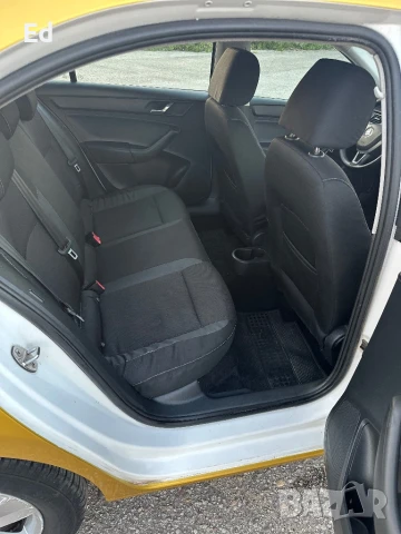 Skoda Rapid, снимка 6 - Автомобили и джипове - 51138827