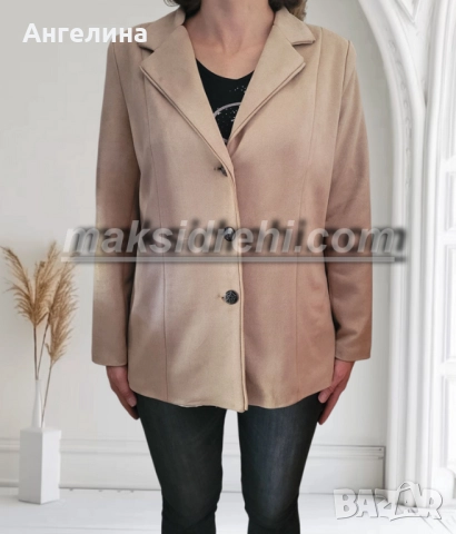 Дамско елегантно сако, от плат, имитиращ велур.