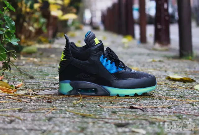 маратонки Nike Air Max 90 SNEAKERBOOT ICE номер 44,5-45, снимка 4 - Маратонки - 48622835