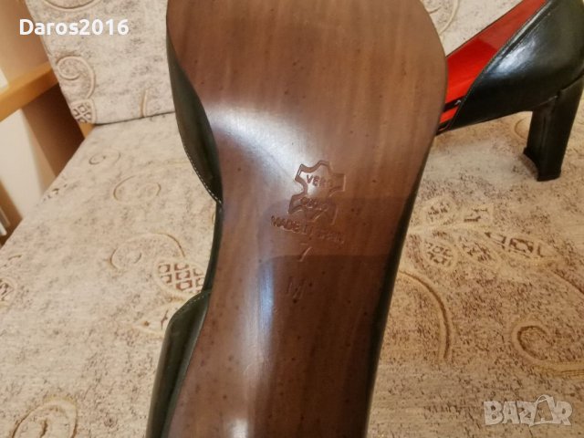 Страхотни обувки с ток DKNY 38 номер , снимка 12 - Дамски обувки на ток - 40113145