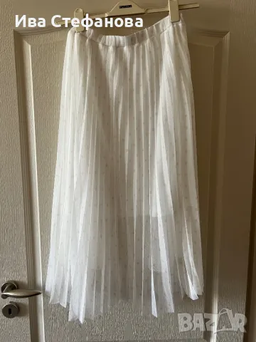 Нова нежна дълга бяла женствена пола солей плисе на точки 