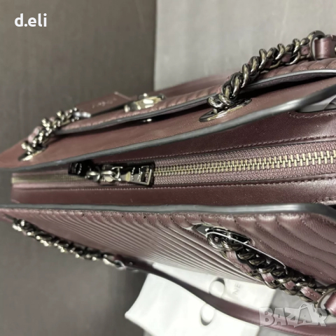 COACH Original 100% Кожа Прекрасна чанта, снимка 2 - Чанти - 52249243