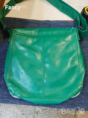 Спортна зелена чанта Converse , снимка 4 - Чанти - 49364005