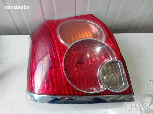 Заден ляв стоп Toyota Avensis t25 hatchback