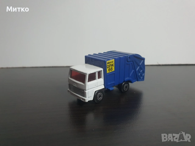 Matchbox колички, снимка 6 - Колекции - 53604333