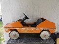 Метална кола с педали Оренбуржец, снимка 1 - Антикварни и старинни предмети - 40955272