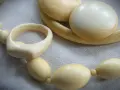 Дамски комплект от слонова кост, снимка 4