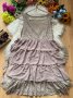 Бежова рокля на волани с дантела, снимка 1 - Рокли - 41931589