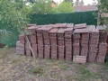 Продавам 740 керемиди цигли модел гара Левски, снимка 1