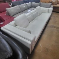 Бял кожен диван четворка, снимка 8 - Дивани и мека мебел - 39954967