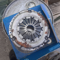Притискателен диск за BMW E46-184ps, снимка 2 - Части - 36246491