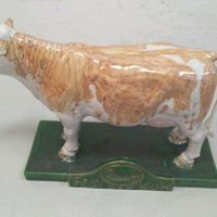 Керамична крава, снимка 3 - Антикварни и старинни предмети - 34535059