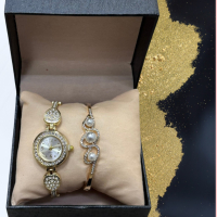 Елегантен дамски комплект часовник с камъни цирконии и красива гривна, снимка 2 - Бижутерийни комплекти - 44536209
