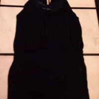 Черен топ с пайети на H&M, снимка 1 - Корсети, бюстиета, топове - 41641040