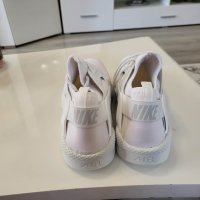 универсални маратонки Nike Huarache в няколко цвята, снимка 4 - Дамски ежедневни обувки - 41309150