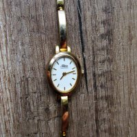 Дамски часовник "HELENA" от Junghans — Quartz, снимка 2 - Дамски - 41062551