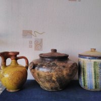 Стари глинени съдове,,Кронтир-стомничка;доза и гювеч" , снимка 1 - Антикварни и старинни предмети - 33485849