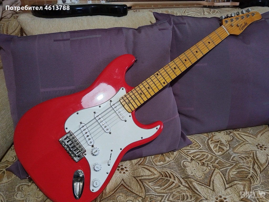 Електрическа китара с мейпъл гриф, снимка 1