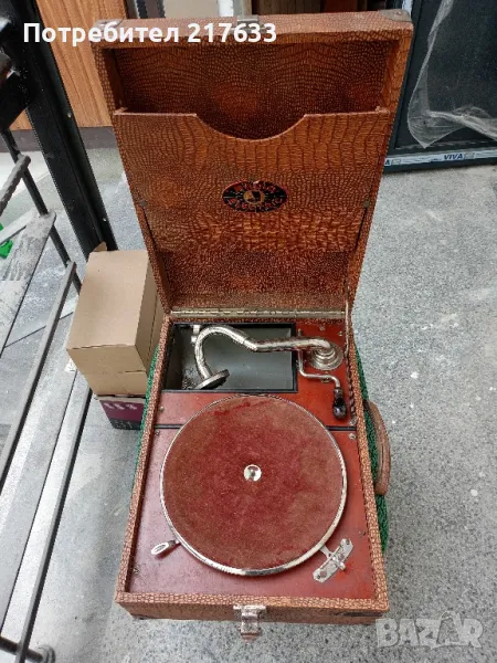 старинен грамофон , снимка 1