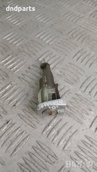 Ключалка врата Skoda Octavia 2010г.(предна дясна)	, снимка 1