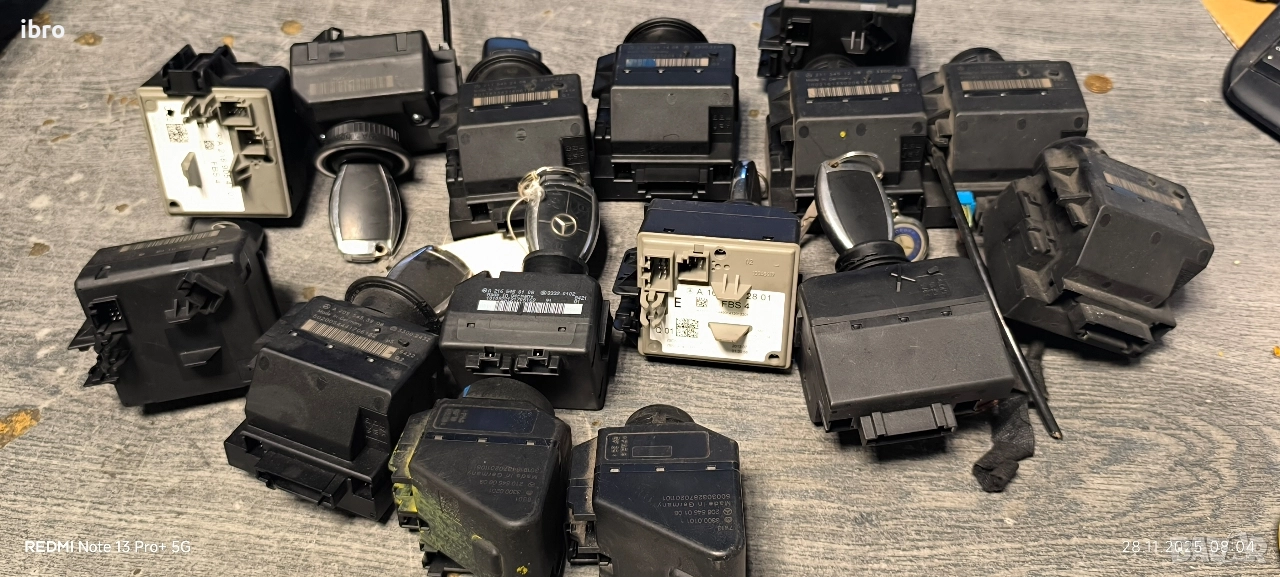 контактен ключ за Мерцедес , снимка 1