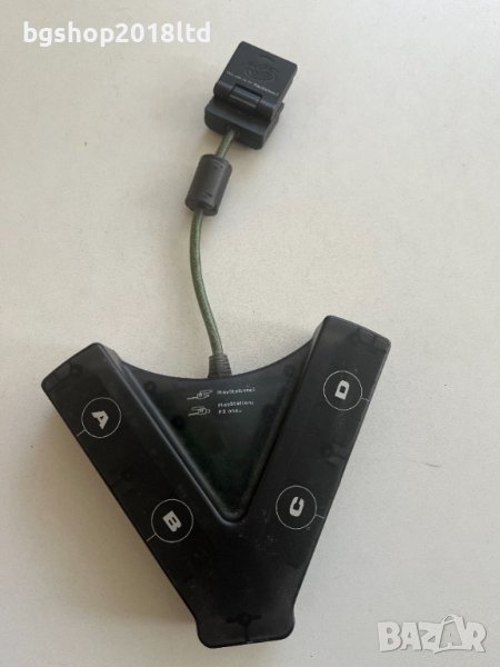 Madcatz 4 player universal multi-port за PS1/PS2, снимка 1