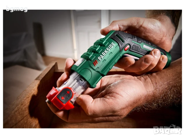 PARKSIDE Rapidfire 2.2, 4V акумулаторна отвертка с комплект битове и калъф, снимка 2 - Винтоверти - 50505138