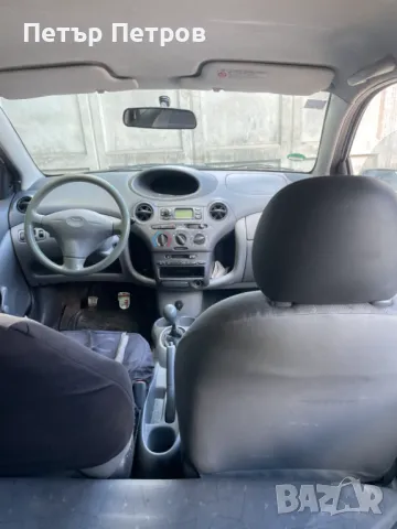 Toyota Yaris 1.0 vvti 68hp tiptop, снимка 11 - Автомобили и джипове - 50418738