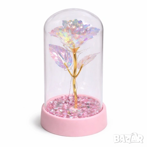 Кристална роза в стъклен купол с LED светлини