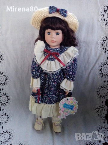 Колекционерска порцеланова кукла - нова !