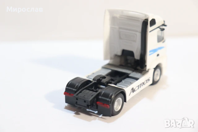 HERPА H0 1/87 MERCEDES ACTROS ВЛЕКАЧ КАМИОН МОДЕЛ, снимка 8 - Колекции - 50756292