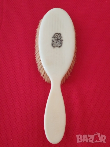 Комплект тоалетни принадлежности от слонова кост със сребърен монограм. , снимка 8 - Антикварни и старинни предмети - 51655159