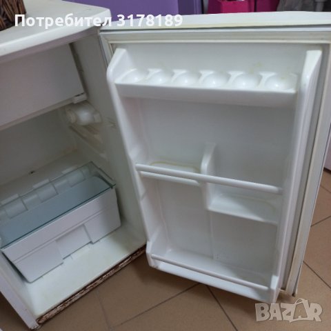 Хладилник, снимка 3 - Хладилници - 42169244