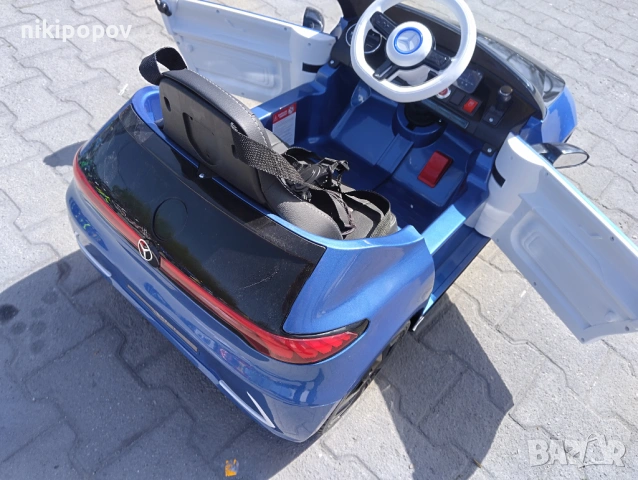 MERCEDES Акумулаторна кола Mercedes-Benz EQA син, снимка 9 - Други - 53849599