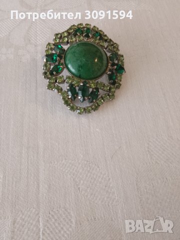 Винтидж съветска брошка. Брошка със зелени кристали-   камъни. , снимка 4 - Антикварни и старинни предмети - 44396471