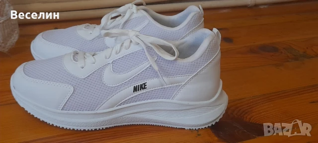 Маратонки NIKE Намаление 