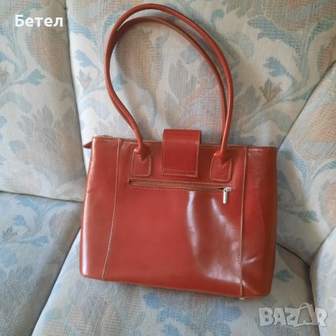 Italy, нова чанта от телешки бокс, снимка 2 - Чанти - 41736247