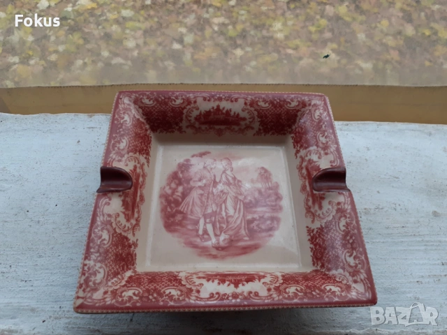 Порцеланов пепелник Royal Crown Kent LTD England, снимка 2 - Антикварни и старинни предмети - 53449158