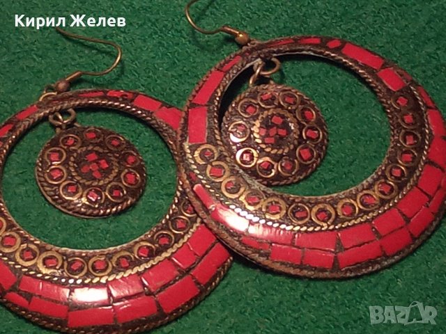 СТАРИ ОБЕЦИ РЪЧНО ИНКРУСТИРАН ЧЕРВЕН КОРАЛ БРОНЗОВИ ОСМАНСКИ ОБЕЦИ КОВАНИ 2523, снимка 10 - Обеци - 30469059
