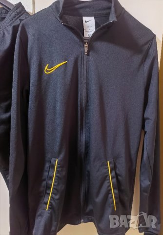 Nike - мъжки футболен екип + шорти , снимка 2 - Спортни дрехи, екипи - 42655147